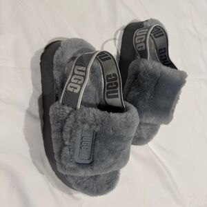 UGG grey slippers size US 5 UK 3